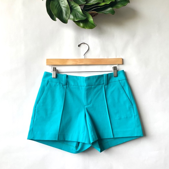 Lilly Pulitzer Pants - Lily Pulitzer Natalia Shorts